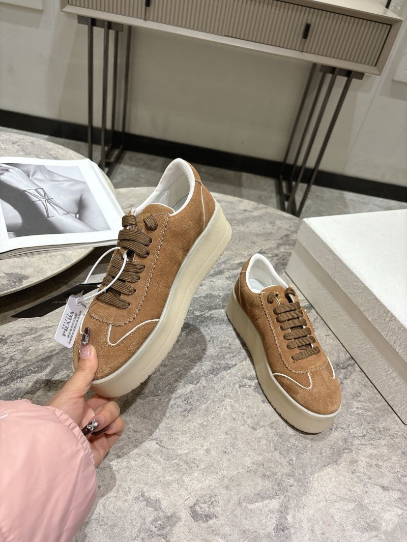 Pra*a sneakers